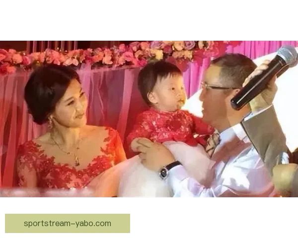 46岁童蕾丈夫入狱负债上亿携女归隐田园